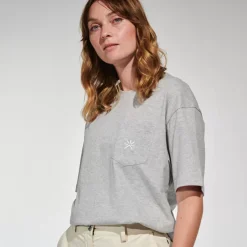 Camiseta Con Bolsillo
